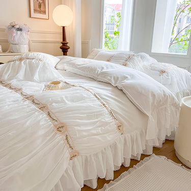 Charming Romantic White Ruffle Princess Wedding Lace Ruffles 100% Cotton Bedding Set